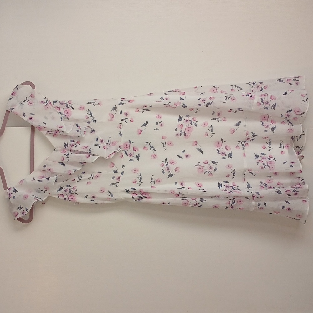 DKNY "Floral" Dress in Size 4 (NWT)